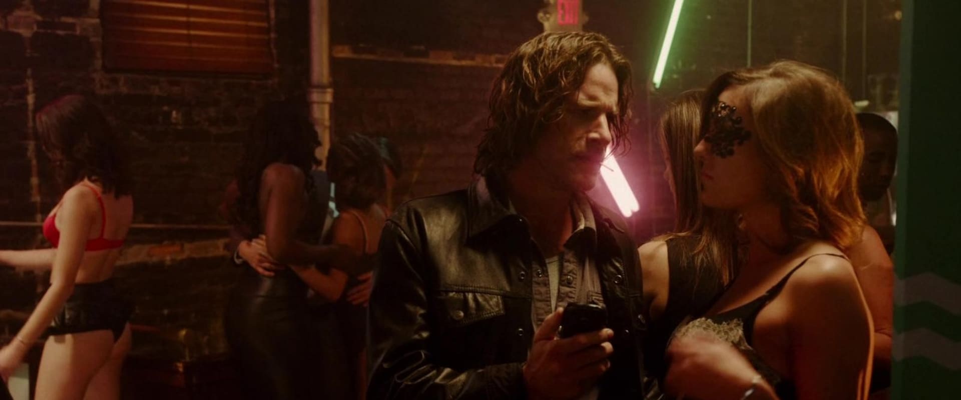 دانلود فیلم Vice 2015 (وایس 2015) بدون سانسور با زیرنویس فارسی