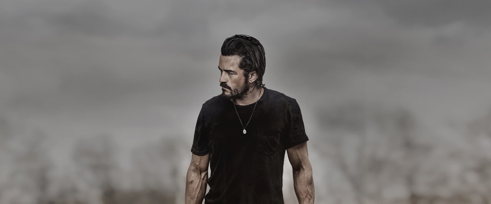 دانلود فیلم Red Right Hand 2024 (دست راست سرخ 2024) بدون سانسور با زیرنویس فارسی