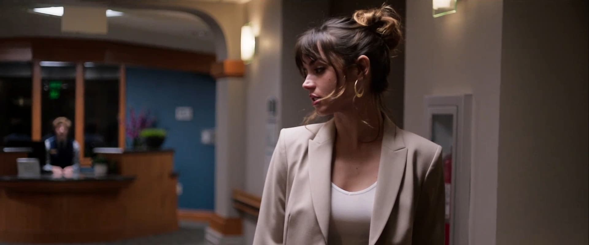 دانلود فیلم The Night Clerk 2020 (منشی شب 2020) بدون سانسور با زیرنویس فارسی