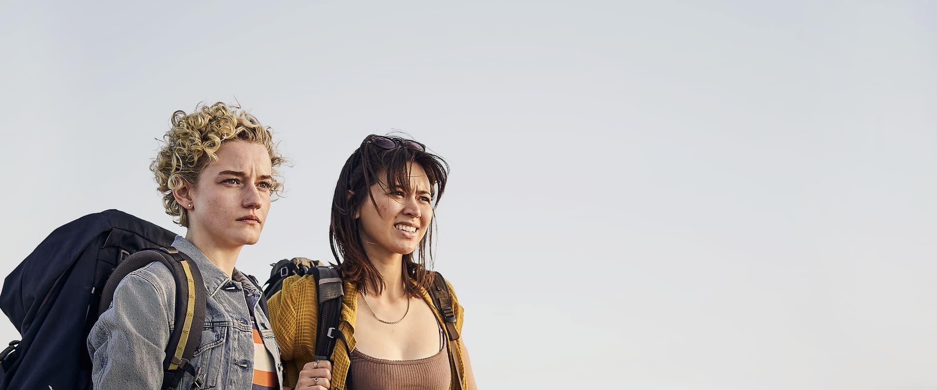 دانلود فیلم The Royal Hotel 2023 (هتل رویال 2023) بدون سانسور با زیرنویس فارسی