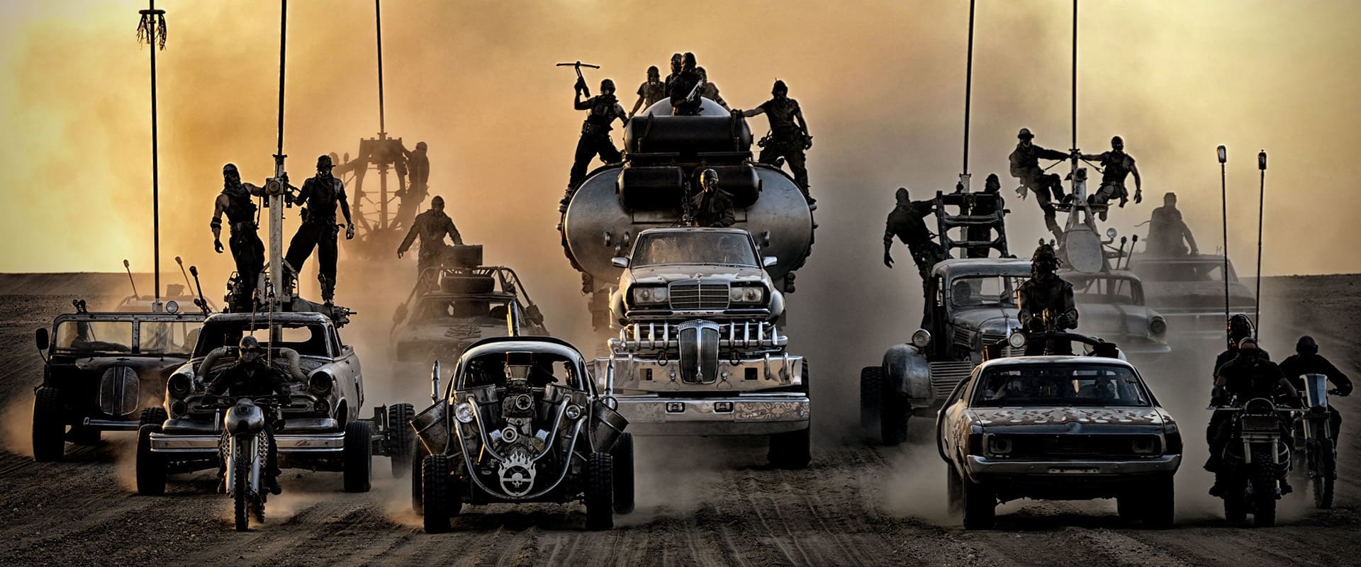 دانلود فیلم Mad Max Fury Road 2015 (مکس دیوانه: جاده خشم 2015) بدون سانسور با زیرنویس فارسی