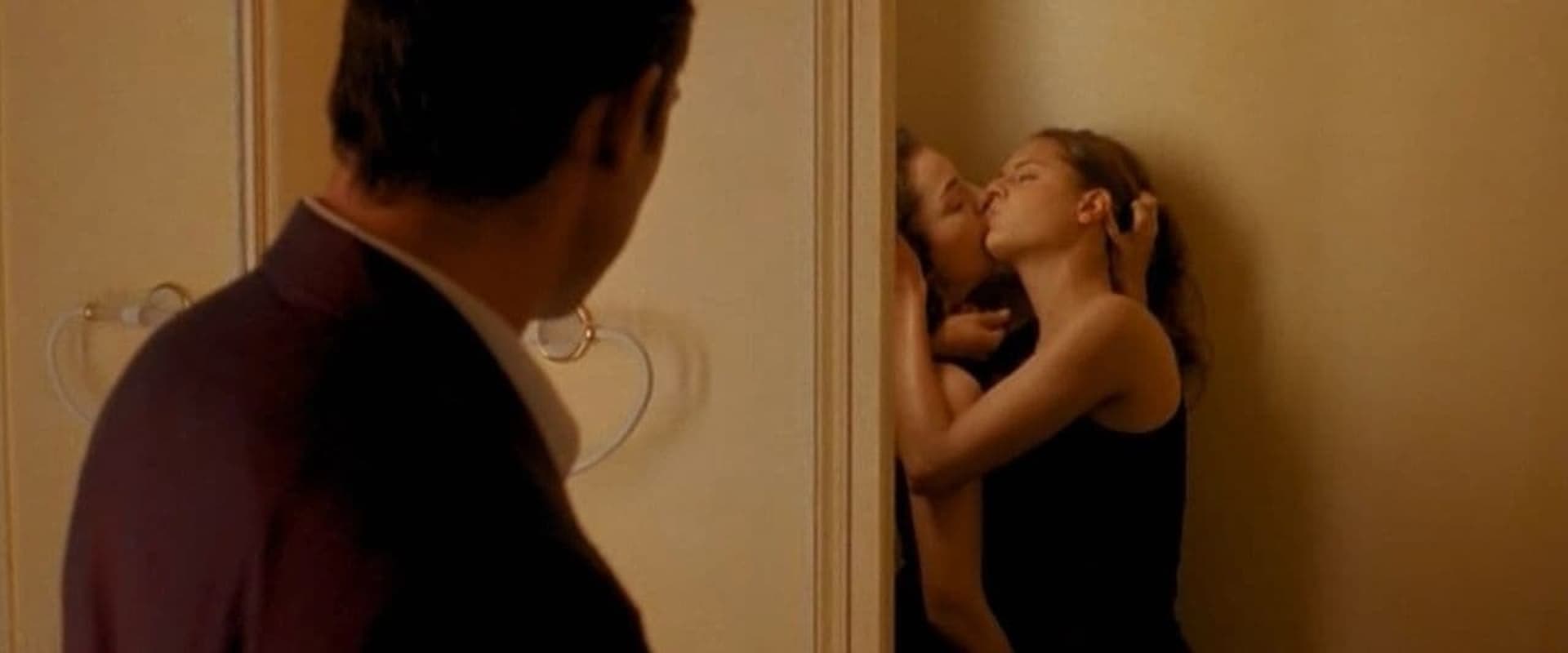 دانلود فیلم Secret Things 2002 (چیزهای محرمانه 2002) بدون سانسور با زیرنویس فارسی