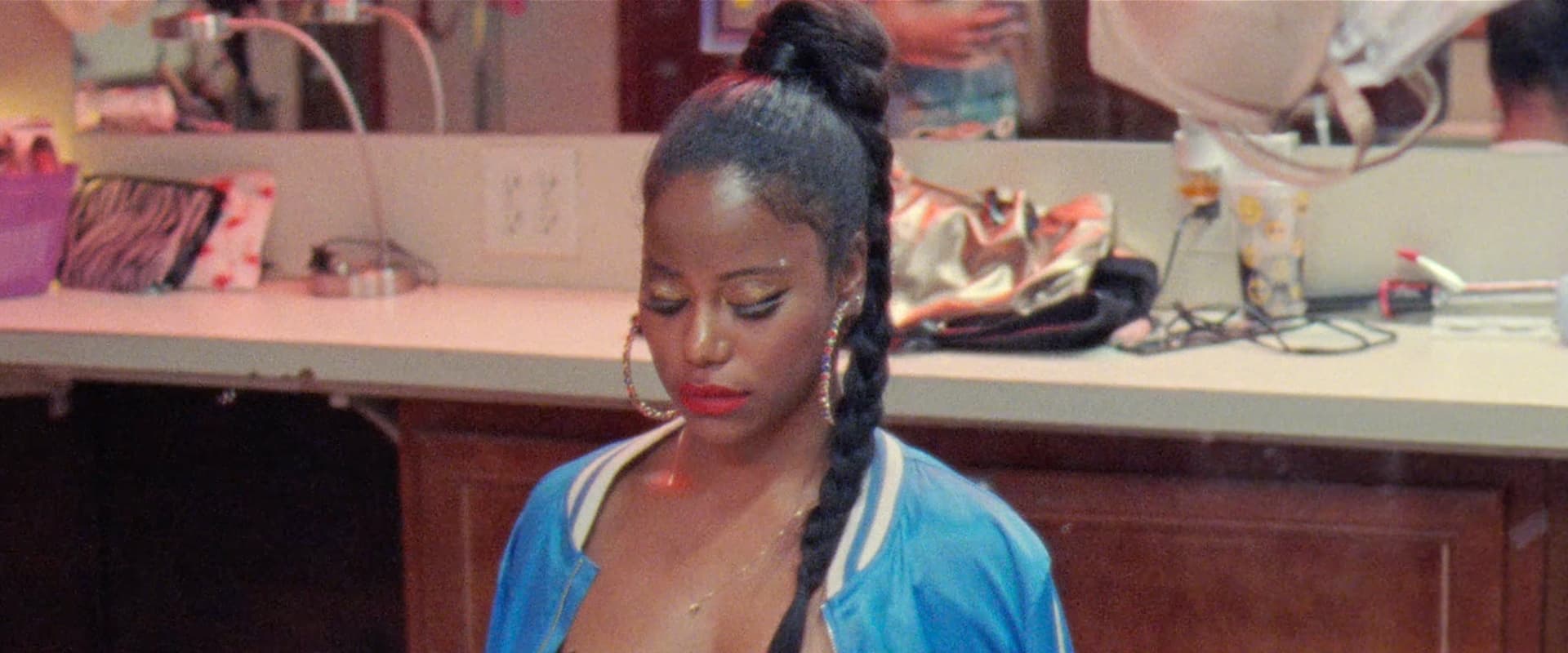 دانلود فیلم Zola 2020 (زولا 2020) بدون سانسور با زیرنویس فارسی