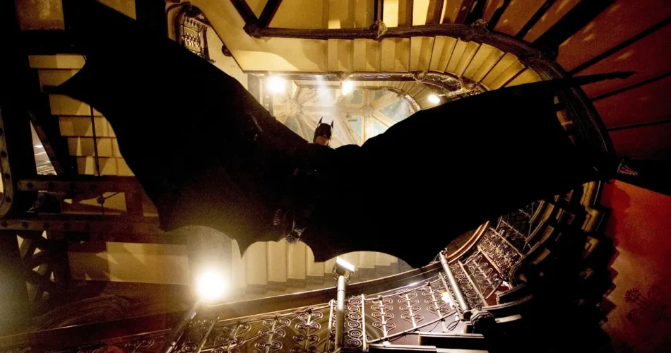 نقد و بررسی فیلم Batman Begins 2005