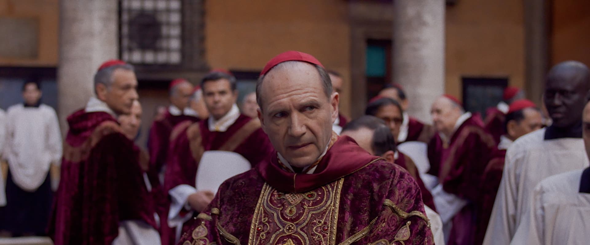 دانلود فیلم Conclave 2024 (ملاقات محرمانه 2024) بدون سانسور با زیرنویس فارسی