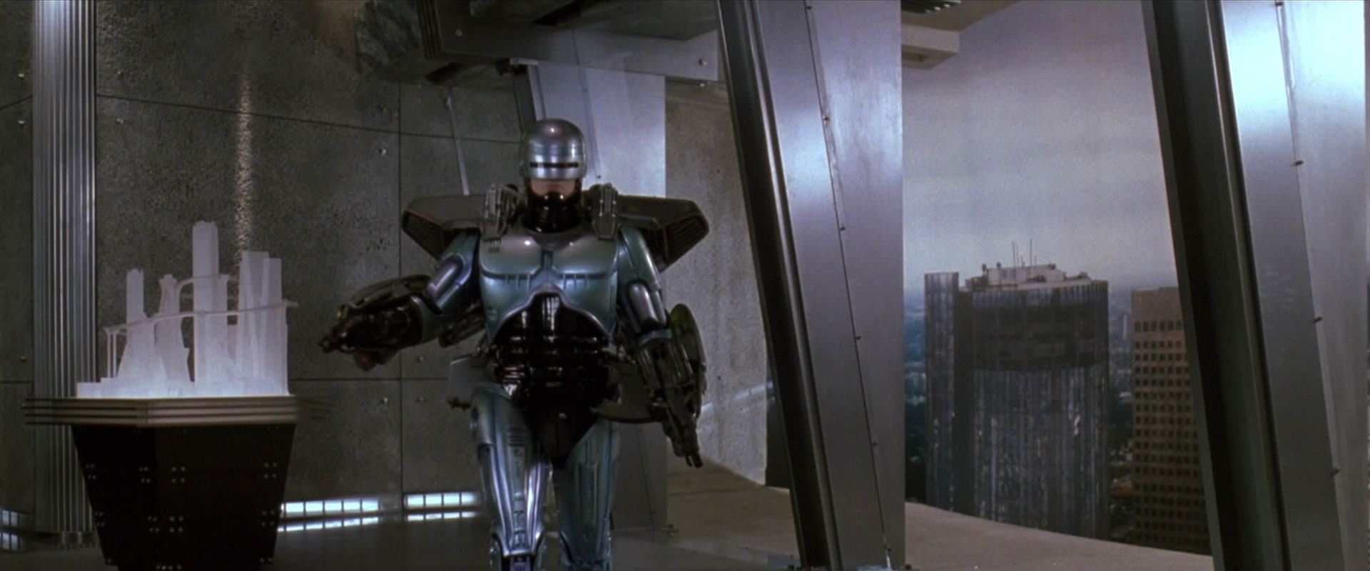 دانلود فیلم RoboCop 3 1993 (پلیس آهنی ۳ 1993) بدون سانسور با زیرنویس فارسی