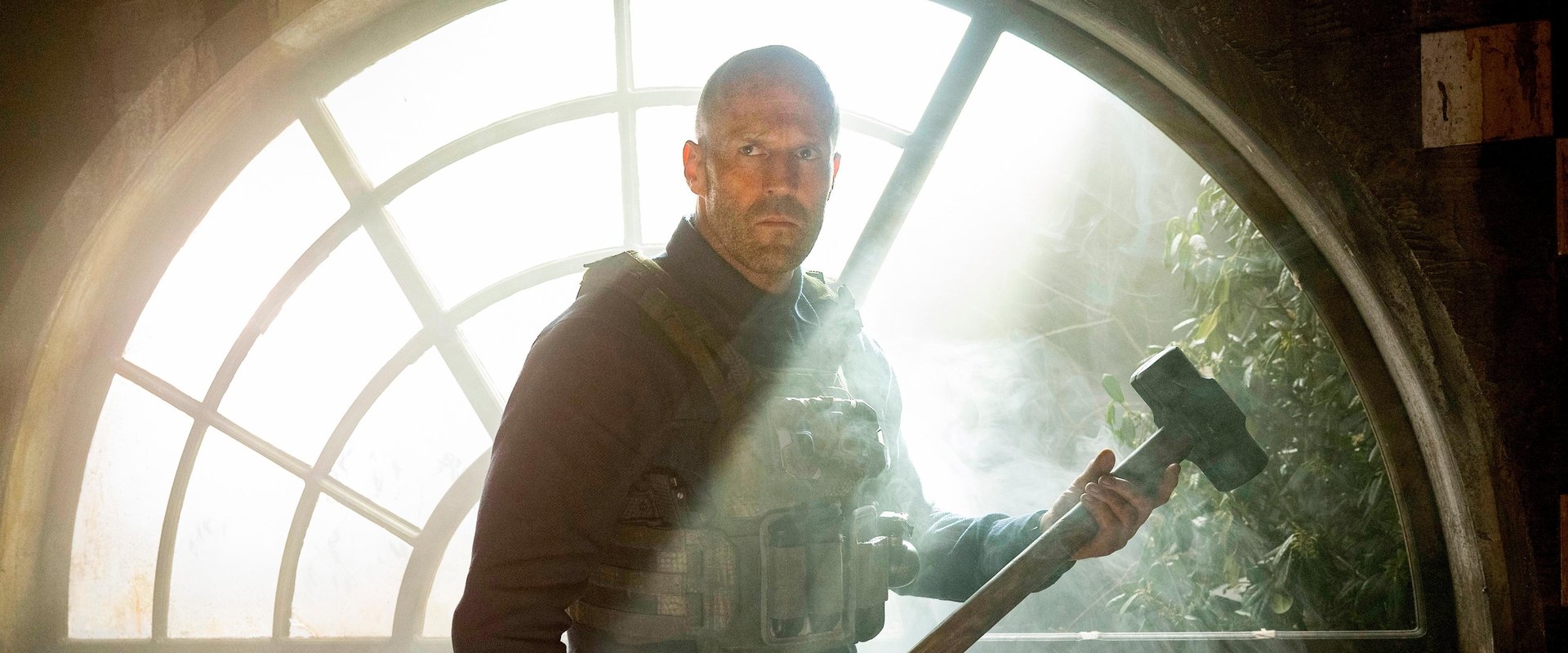 دانلود فیلم A Working Man 2025 (یک مرد کارگر 2025) بدون سانسور با زیرنویس فارسی