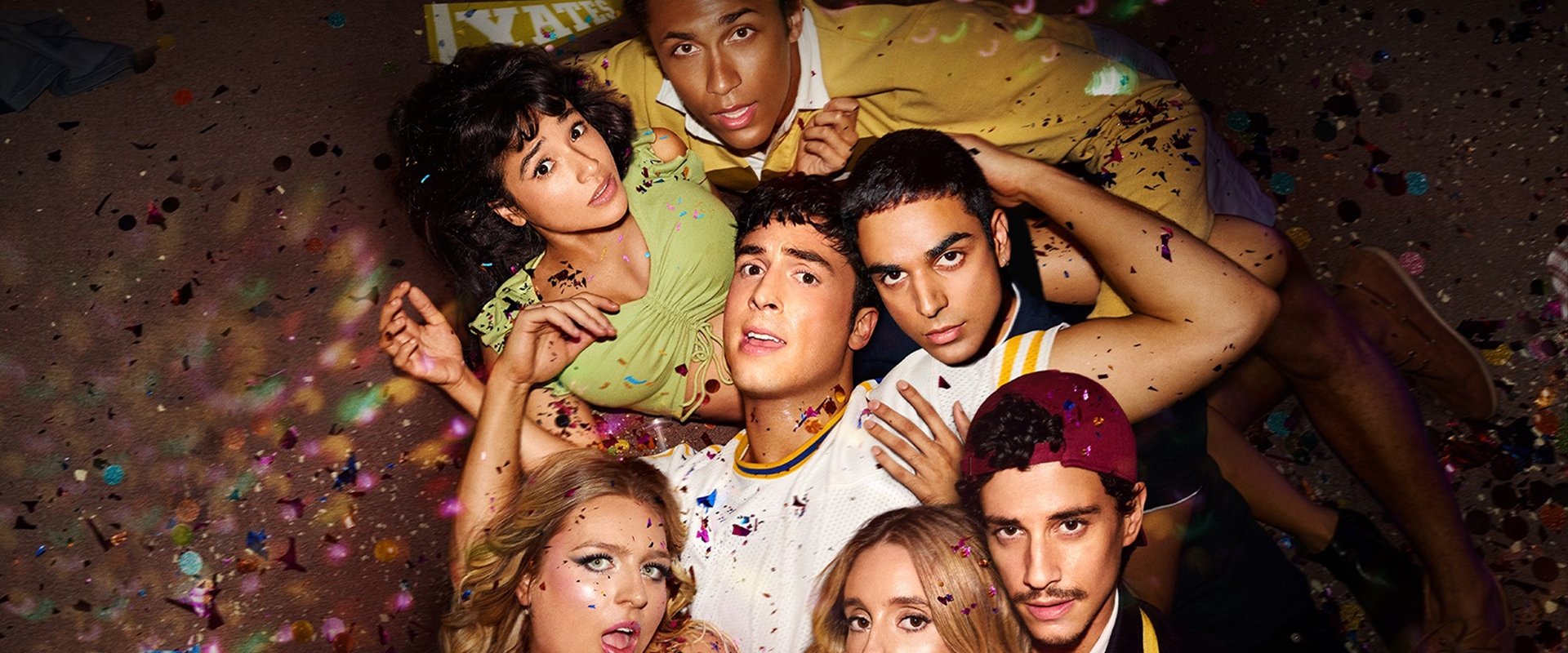 دانلود سریال Overcompensating (جبران افراطی 2025–) بدون سانسور با زیرنویس فارسی