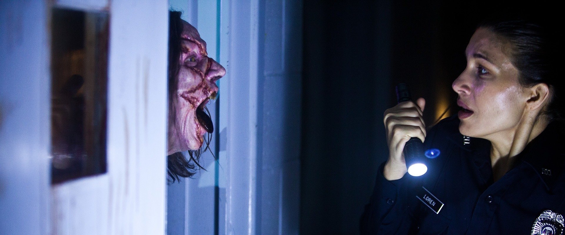 دانلود فیلم Last Shift 2014 (شیفت آخر 2014) بدون سانسور با زیرنویس فارسی