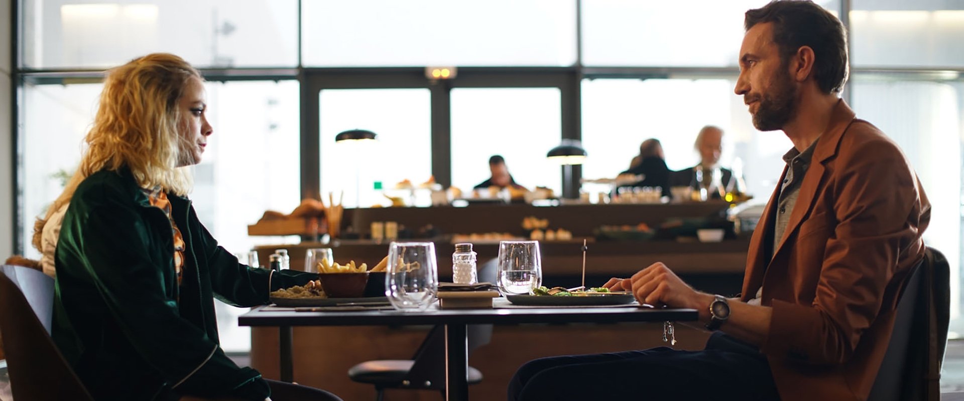 دانلود فیلم A Perfect Enemy 2020 (یک دشمن بی نقص 2020) بدون سانسور با زیرنویس فارسی