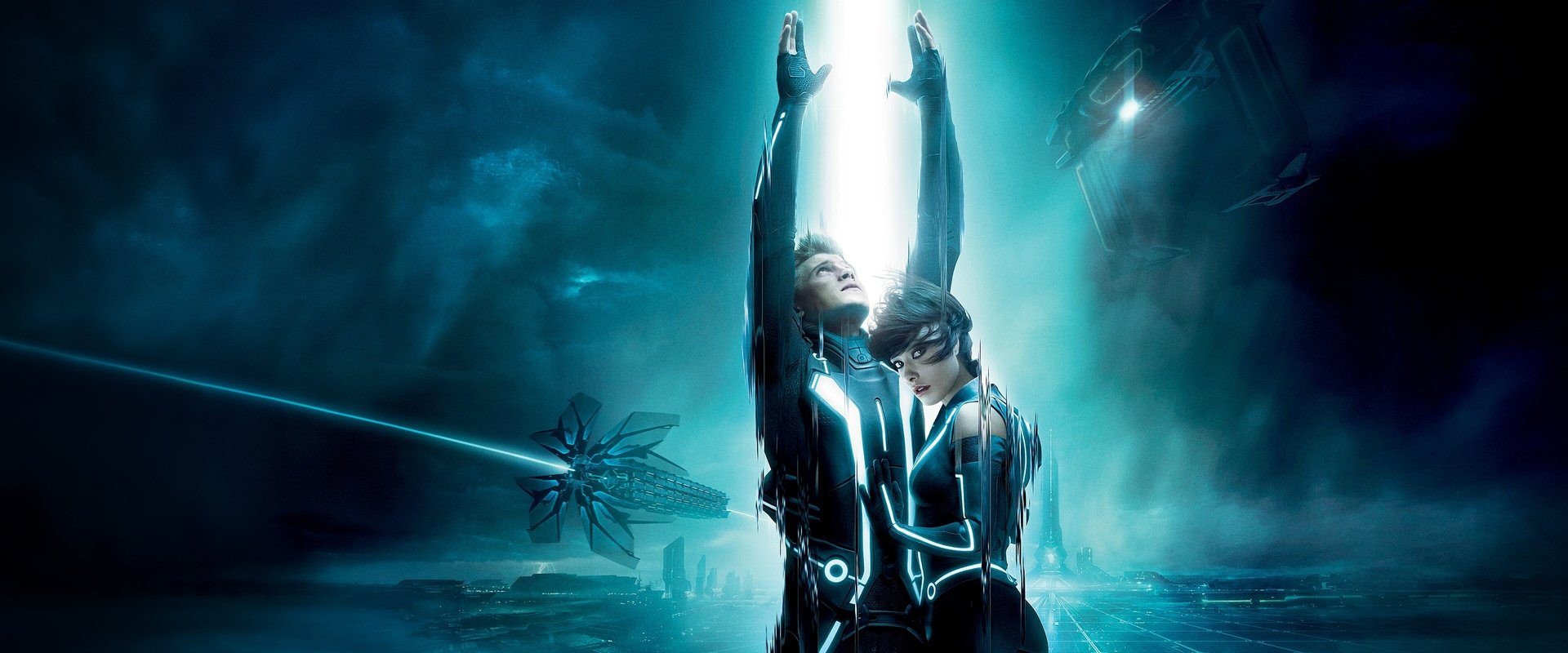 دانلود فیلم TRON: Legacy 2010 (ترون: میراث 2010) بدون سانسور با زیرنویس فارسی
