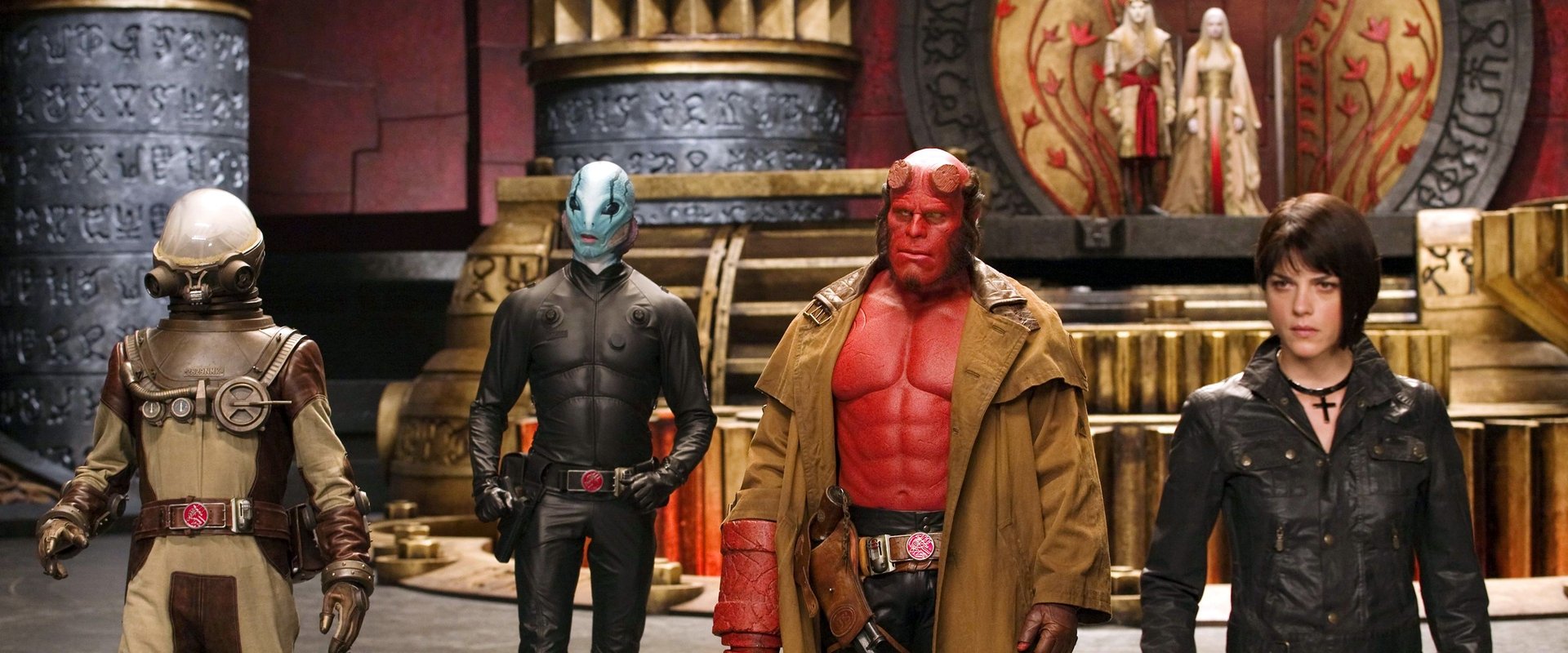 دانلود فیلم Hellboy II: The Golden Army 2008 ( پسرجهنمی 2 ارتش طلایی 2008) بدون سانسور با زیرنویس فارسی