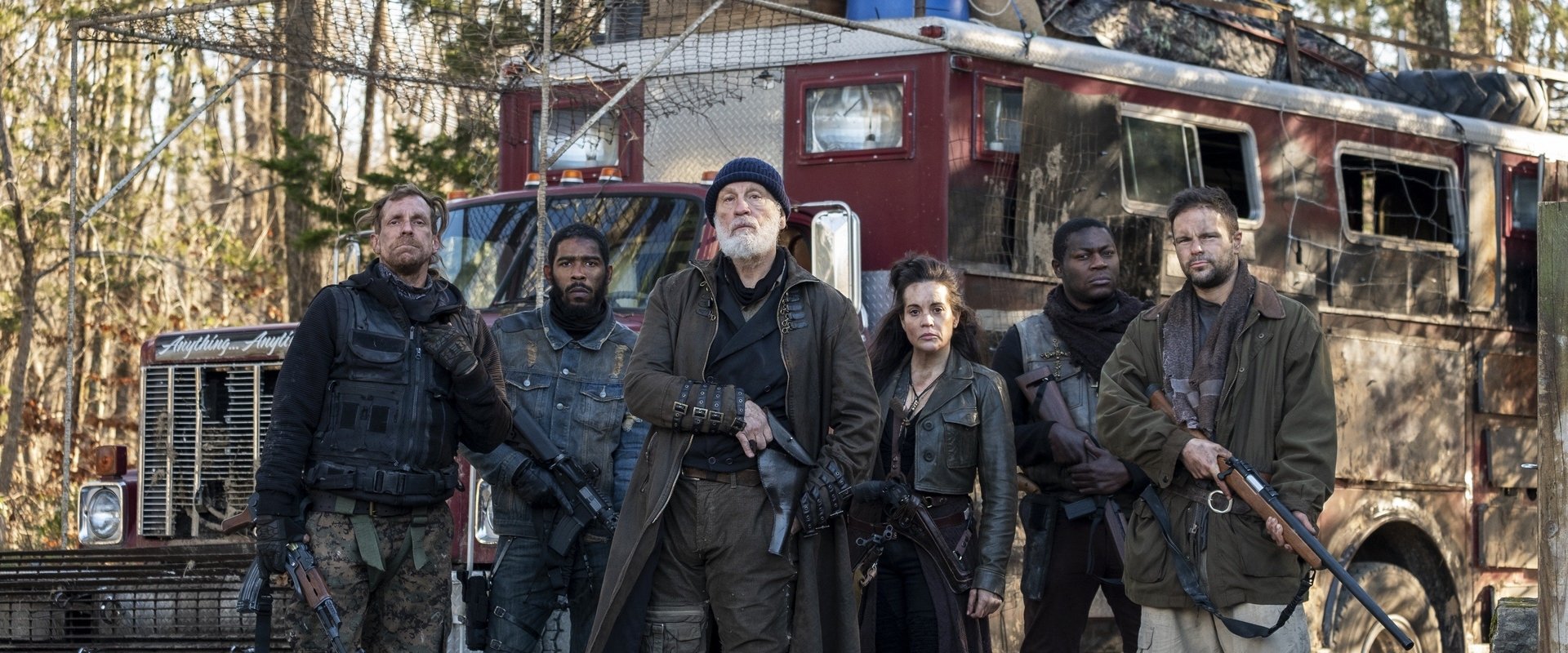 دانلود فیلم The Survivalist 2021 (نجات دهنده 2021) بدون سانسور با زیرنویس فارسی