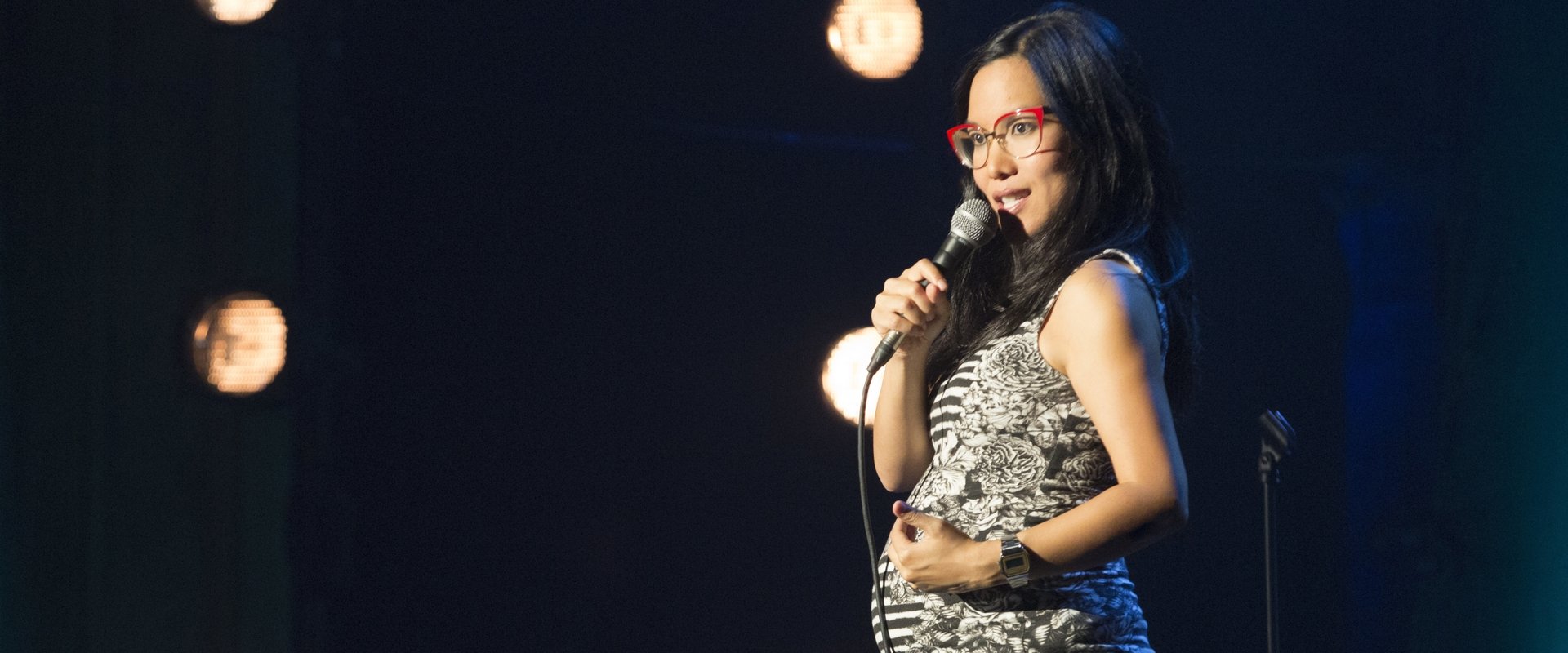دانلود فیلم Ali Wong: Baby Cobra 2016 (علی وونگ: بچه کبرا 2016) بدون سانسور با زیرنویس فارسی