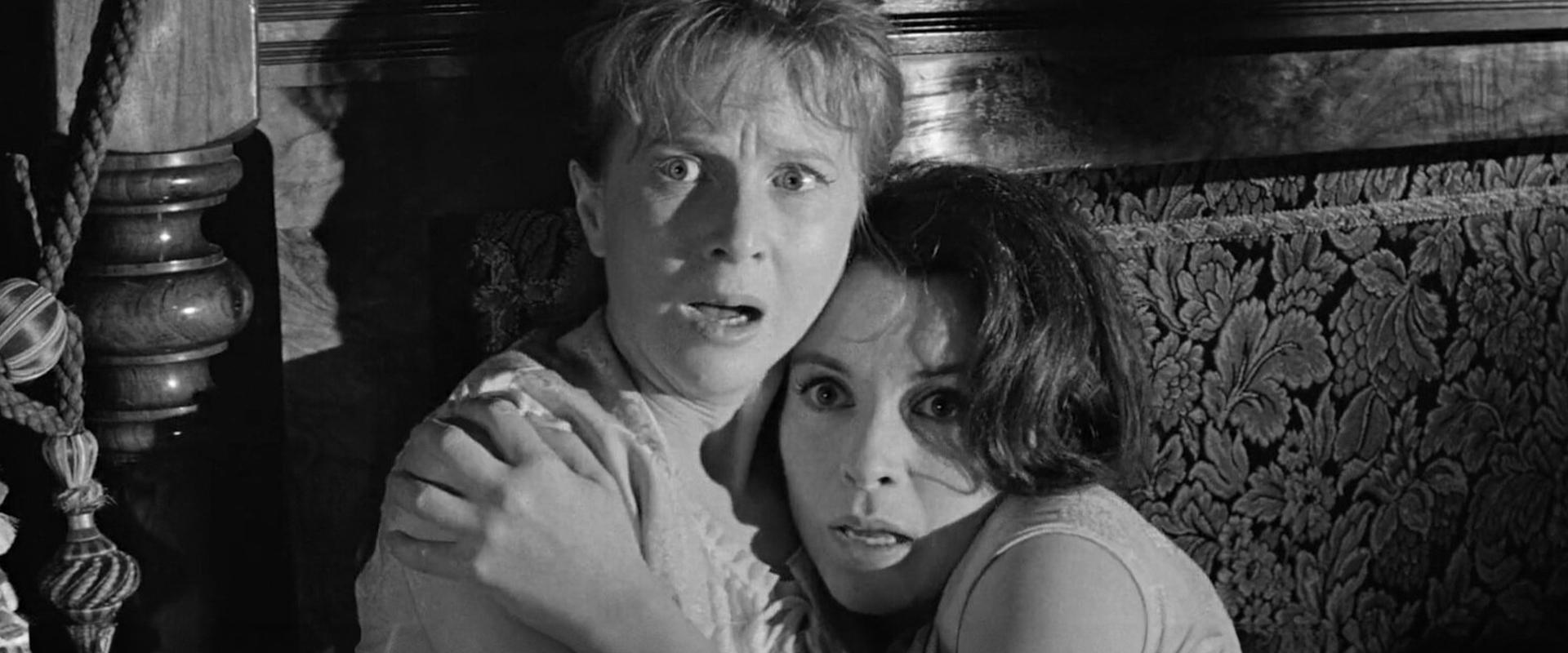 دانلود فیلم The Haunting 1963 (در چنگ ارواح 1963) بدون سانسور با زیرنویس فارسی