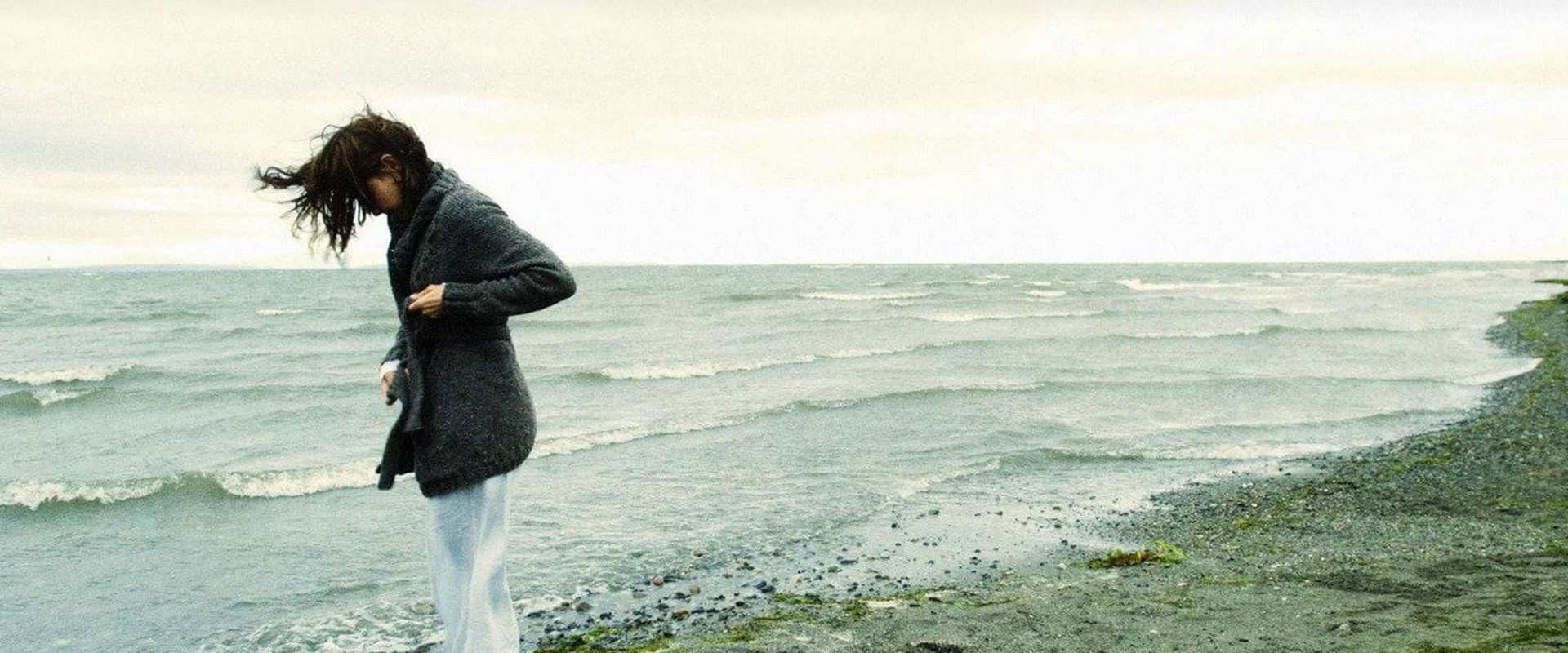 دانلود فیلم Helen 2009 (هلن 2009) بدون سانسور با زیرنویس فارسی